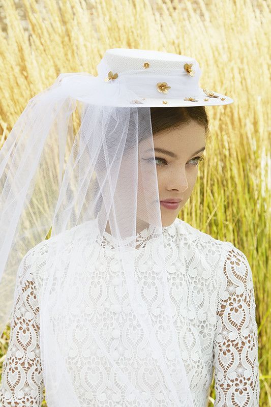 春はレトロ可愛く♡カンカン帽子が結婚式で大活躍な予感＊にて紹介している画像