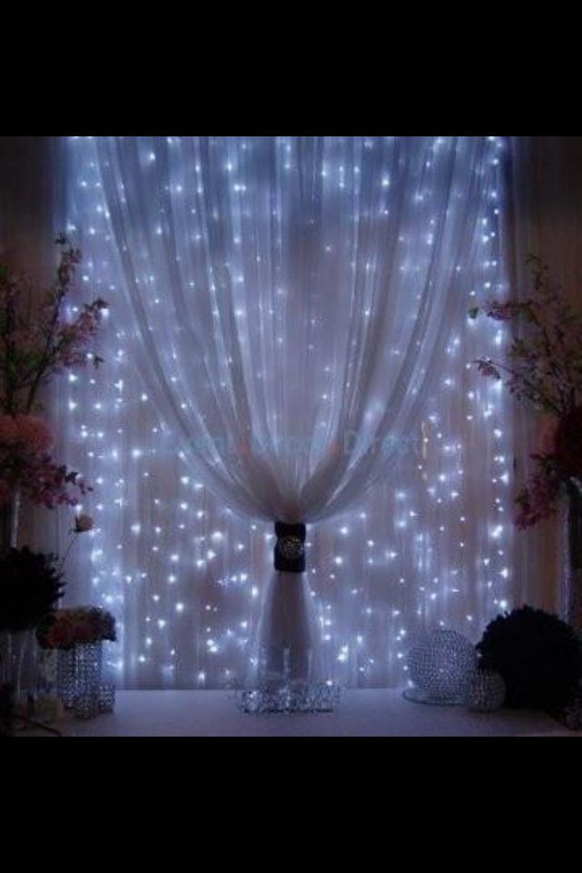 Forever in Princess Mode ♡ DIY a Romantic Wedding-Inspired Room with IKEA Items*にて紹介している画像