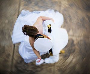 Swoon Over Him in Work Attire: His Uniform Look at the Wedding Is Just Too Beautiful to Not Fall in Love Again!にて紹介している画像