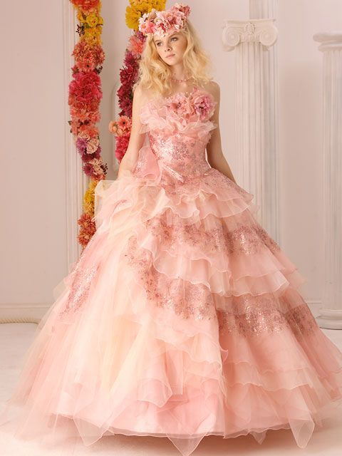Let's Fall Under the Spell of Love ♡ The Spring Bride in a Pink Ball Gown is the Ultimate Maiden＊にて紹介している画像