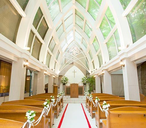 Embracing a Natural Vibe: The Trend of Garden Weddings Surrounded by Nature♡にて紹介している画像