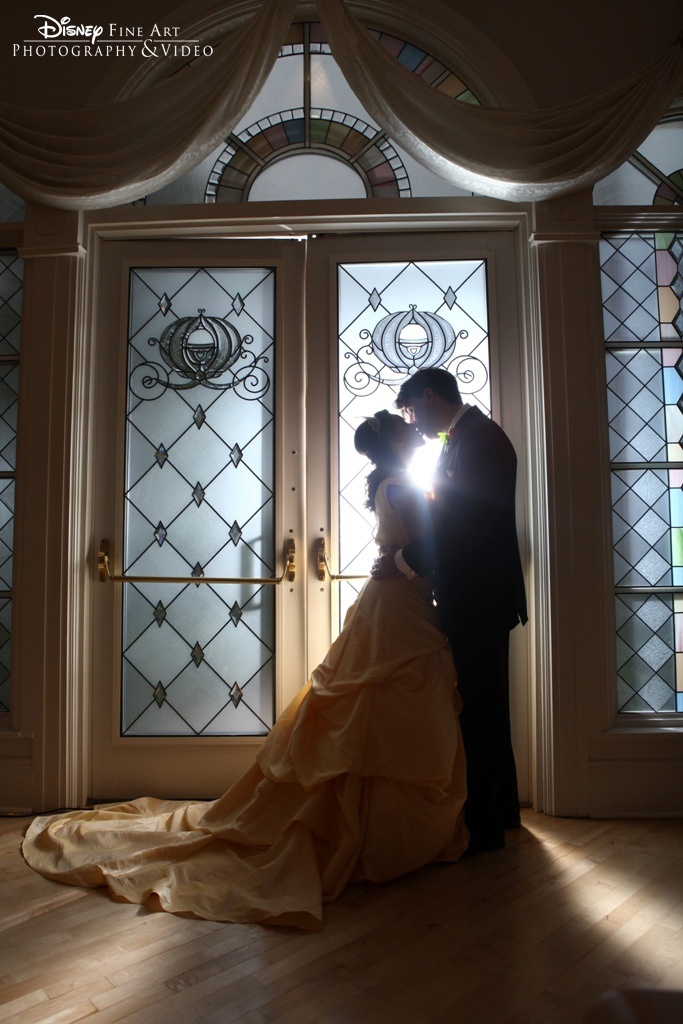 Transforming Your Dream into Reality: Four Key Points for a Beauty and the Beast-Themed Wedding♡にて紹介している画像