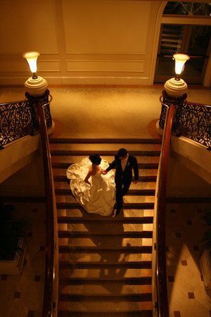 Transforming Your Dream into Reality: Four Key Points for a Beauty and the Beast-Themed Wedding♡にて紹介している画像