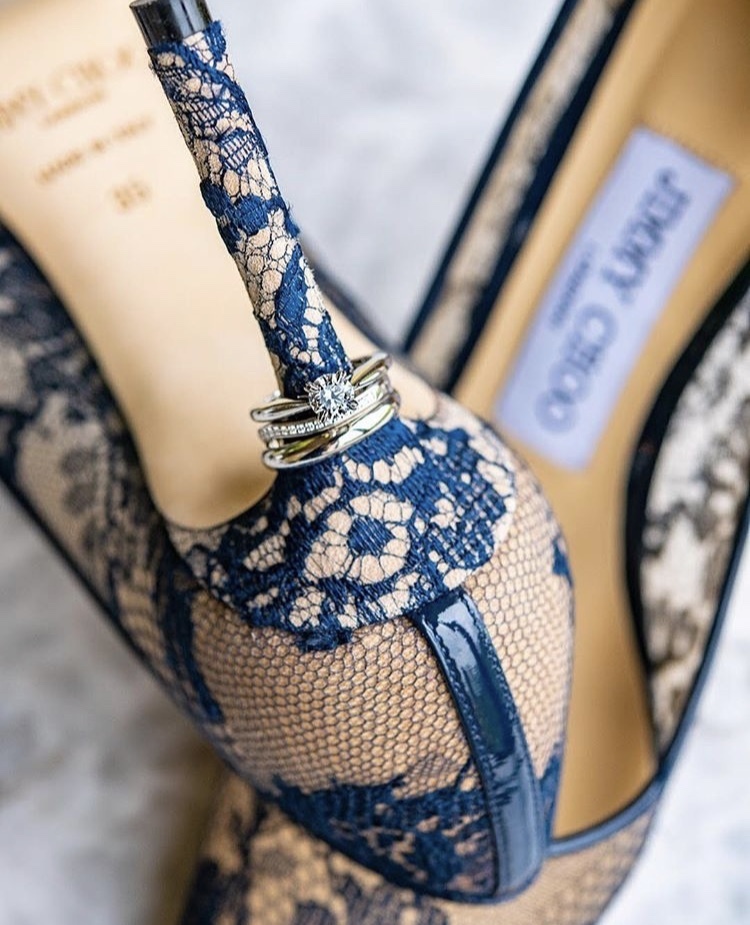 あとから後悔しない！卒花嫁さんが絶賛するJIMMY CHOOのブライダルシューズが選ばれている理由まとめ♡にて紹介している画像