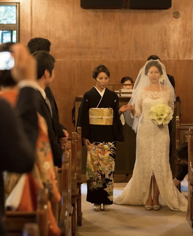 あとから後悔しない！卒花嫁さんが絶賛するJIMMY CHOOのブライダルシューズが選ばれている理由まとめ♡にて紹介している画像