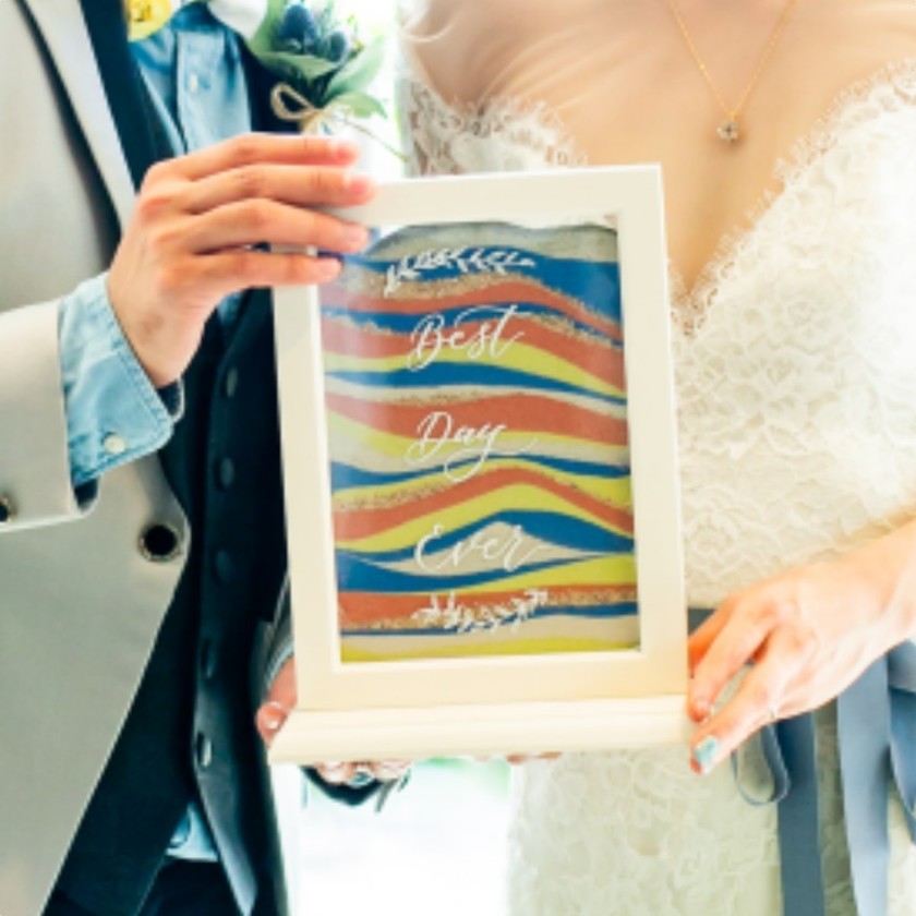Classic to Unconventional: A Wealth of Ideas for "Guest-Created Wedding Certificates" ❤️✨にて紹介している画像