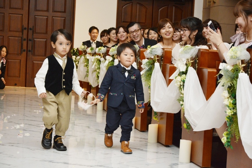 "The Ultimate Guide: 16 Types of Ceremony Performances from Guest Participation to Romantic Moments ♡"にて紹介している画像