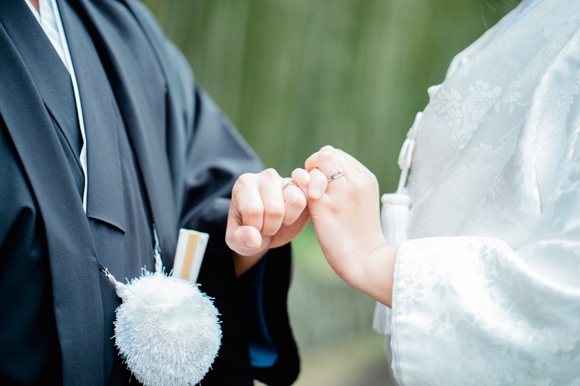 【完全保存版100ショット公開！】和装前撮りで真似したい可愛いポーズ総まとめ＊にて紹介している画像