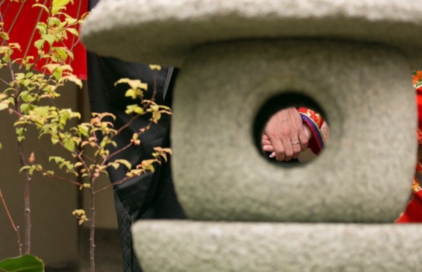 【完全保存版100ショット公開！】和装前撮りで真似したい可愛いポーズ総まとめ＊にて紹介している画像