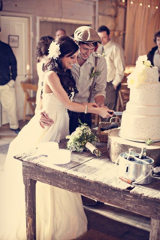 Which Fruits Would You Like to Add? A Perfect Collection of Fruits for Wedding Cake Decoration♡にて紹介している画像