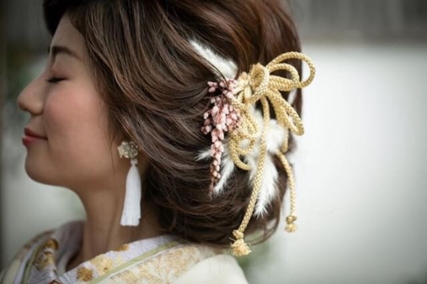 最旬♡【ゆるふわ×凛】がテーマのおしゃれな和装ヘアアレンジ10選にて紹介している画像