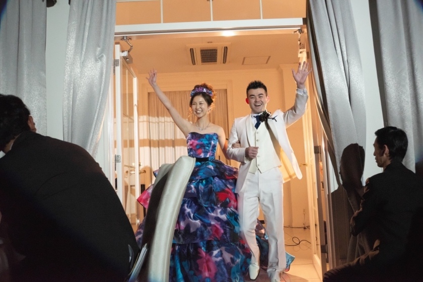 Unpredictable Fun! A Collection of Unique Newlywed Entrance Scenes Dedicated to Entertaining Guestsにて紹介している画像