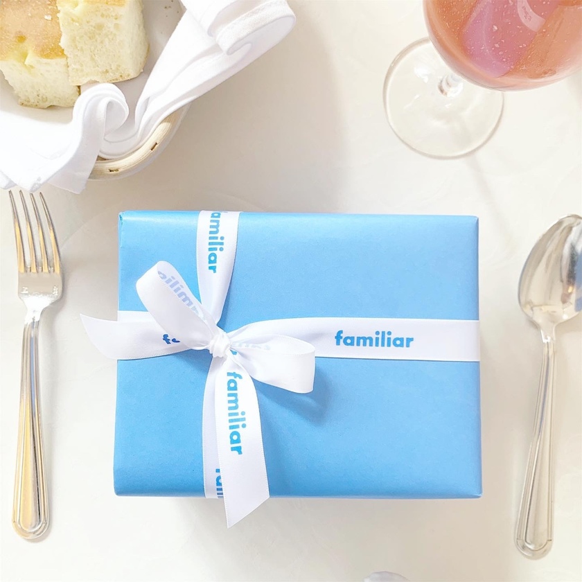 Welcoming Young Guests: Adorable Plush Toy Place Cards for Kids!にて紹介している画像