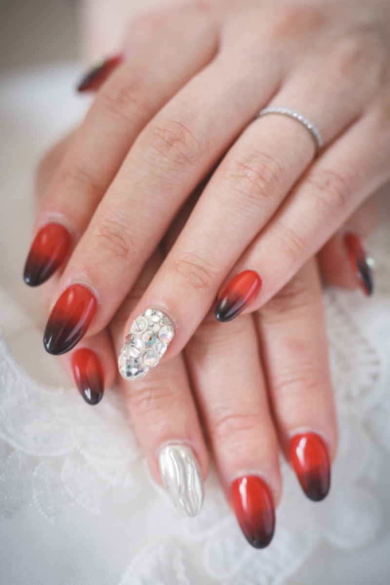 "Becoming the Most Adorable Bride in the World ♡ / Must-Do Beauty Checklist Before Your Wedding*"にて紹介している画像