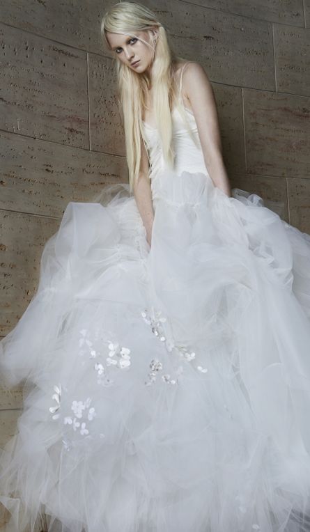 世界一人気なウェディングドレスブランド＊ヴェラウォンの2015年最新コレクション♡にて紹介している画像