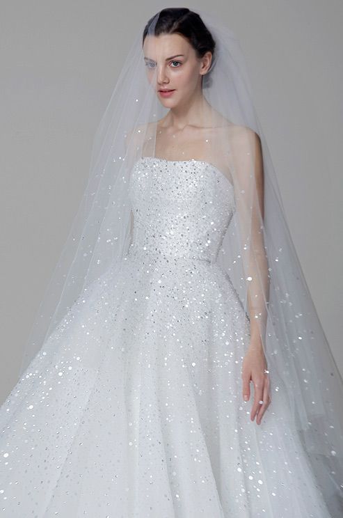 The Adorable Fusion of Vintage Charm and Asian Aesthetics: "Marchesa" Dresses That Are Too Cute! ♥にて紹介している画像