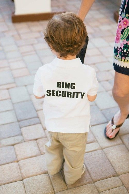 "Stealing the Spotlight with Cuteness: Adorable Ring Bearers and Flower Girls ♡"にて紹介している画像