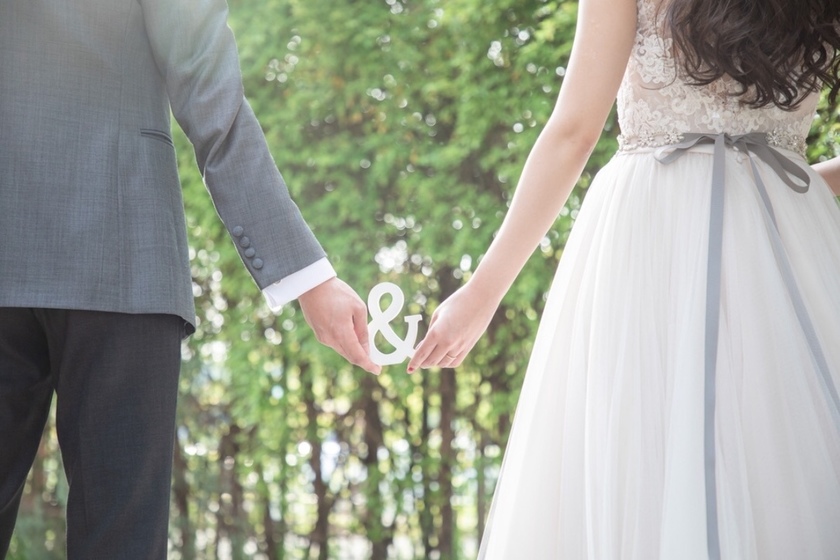 "I'm Too Embarrassed to Do It! How to Handle a 'Kiss Call' at the After-Party Like a Pro*"にて紹介している画像