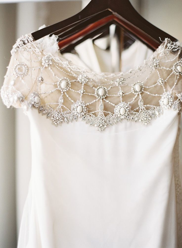 The Adorable Fusion of Vintage Charm and Asian Aesthetics: "Marchesa" Dresses That Are Too Cute! ♥にて紹介している画像