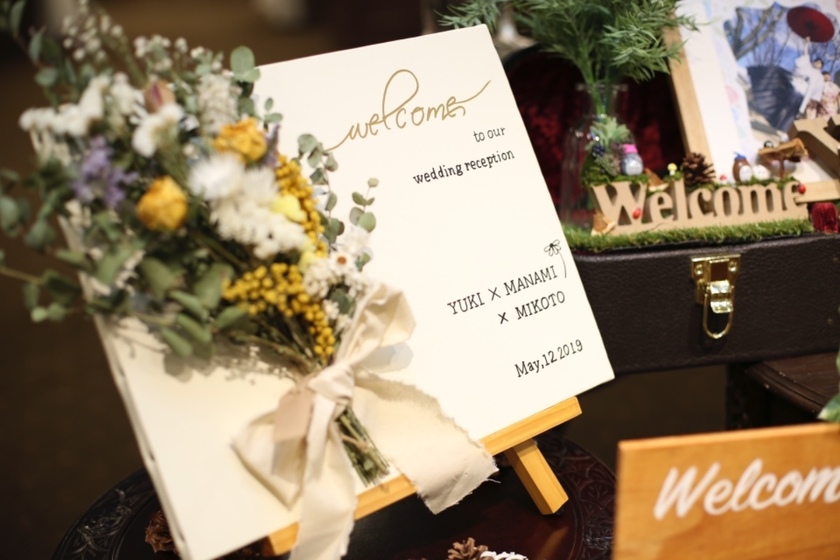 在画布上装饰花卉。〔画布花〕的多种珍稀设计＊にて紹介している画像