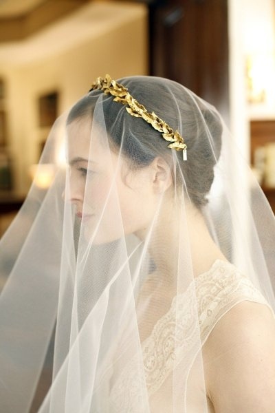 ティアラが可愛い♡お姫様ヘアスタイルをあつめましたにて紹介している画像