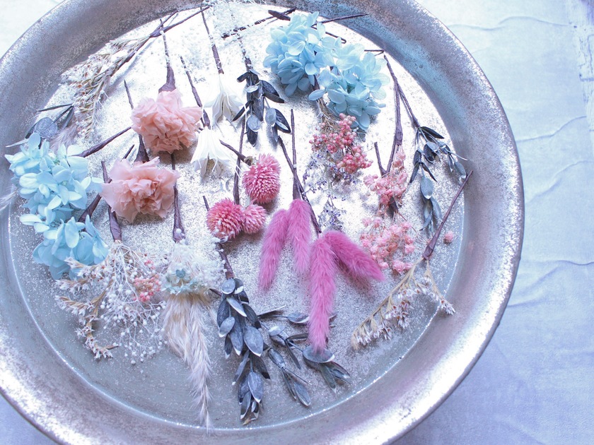 意外とどのブーケにも入ってるかも！名脇役のお花【ラグラス】についてお勉強＊にて紹介している画像