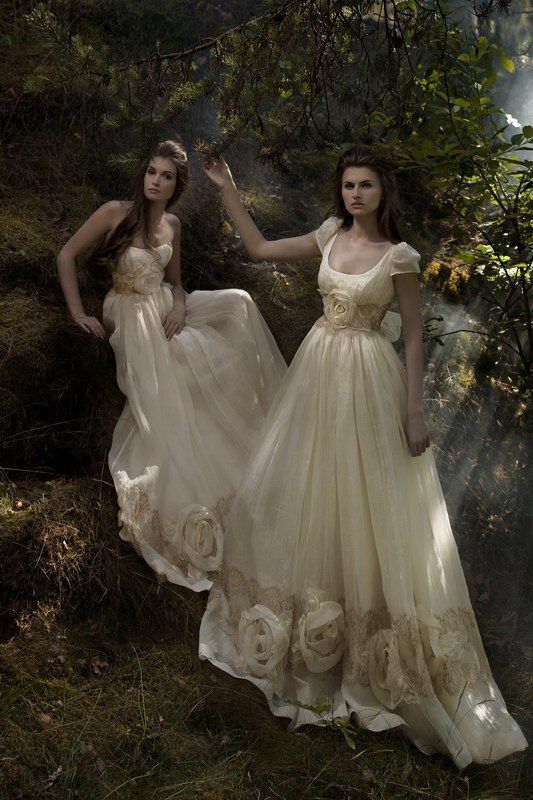 Nordic Originate: Papilio Wedding Dresses that are as Romantic as Butterflies ♡にて紹介している画像