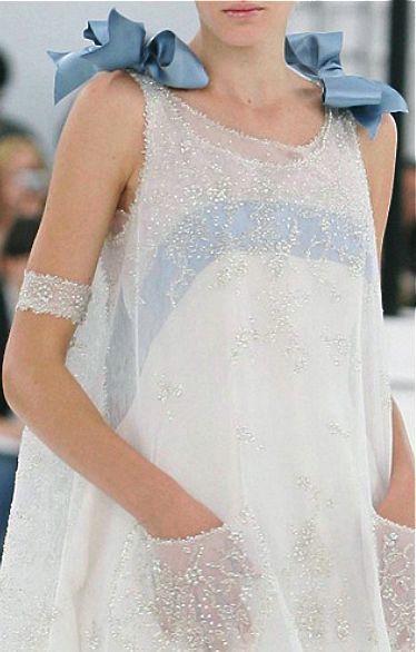 The Dream Wedding Dress of Women Worldwide! CHANEL's Designs are Absolutely Adorable♡にて紹介している画像