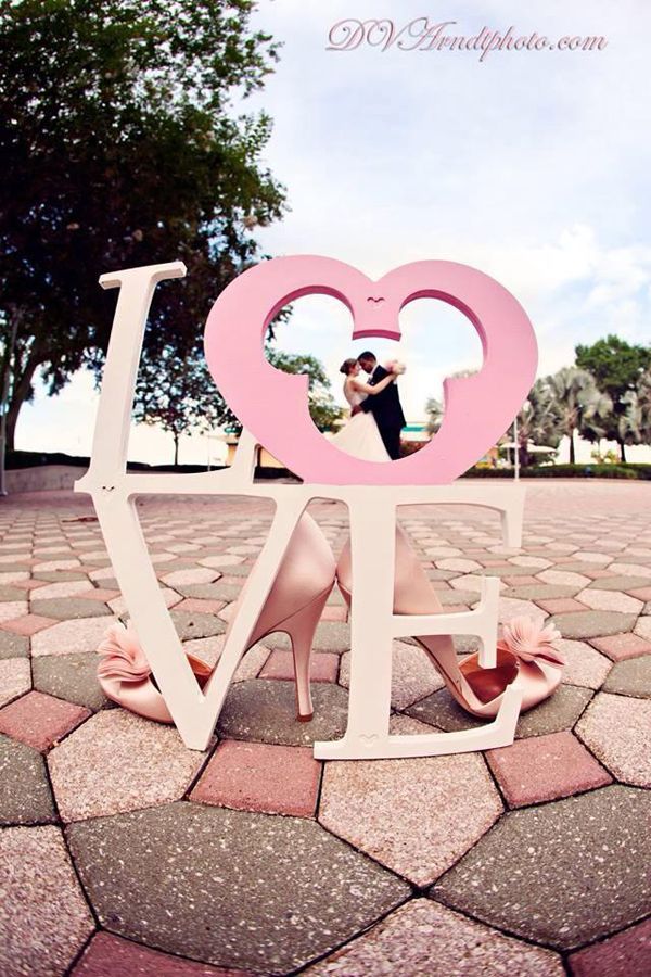 Disney Princesses Transformed into Sweets: Adorable Sparkling Treats Fit for Royalty!にて紹介している画像