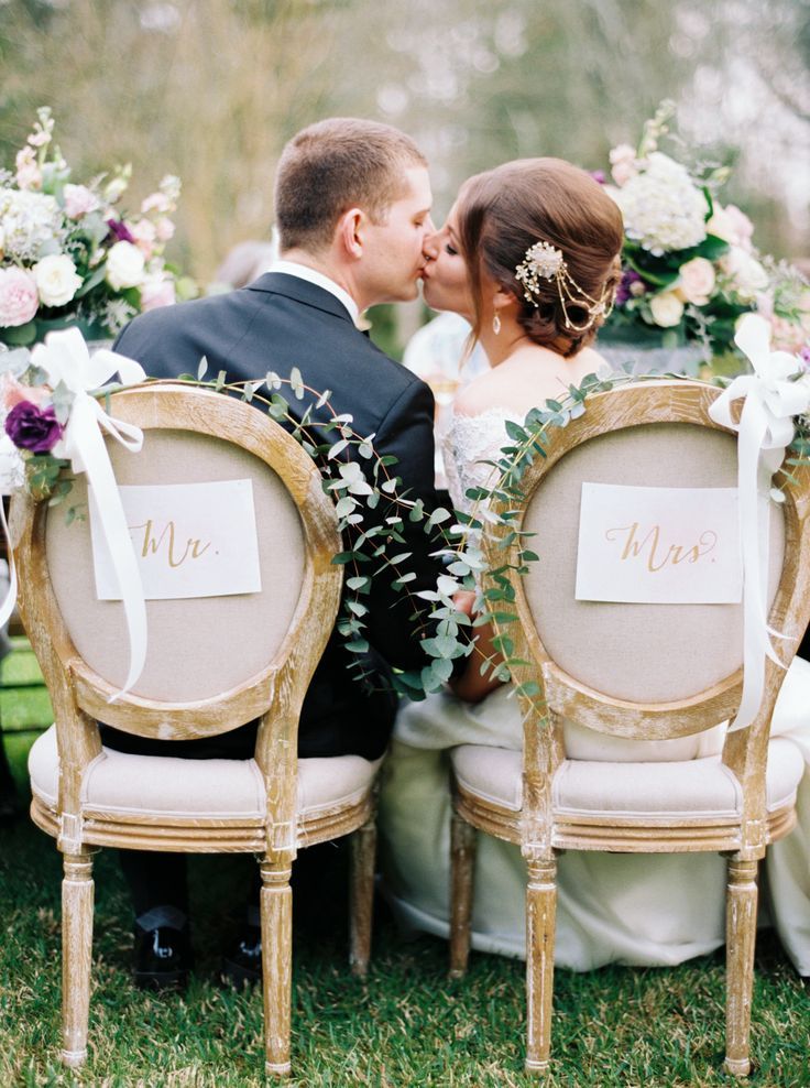 Feel Special! Adorably Decorating the Main Table "Takasago" for the Two Star guests♡にて紹介している画像