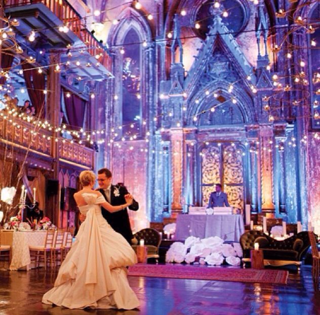 Eternal Dreams: A Collection of Wedding Inspirations at Cinderella Castle ♡にて紹介している画像