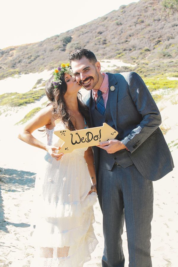 Chic and Handmade: A Collection of Stylish Welcome Board Design Ideas Inspired by International Trends♡にて紹介している画像