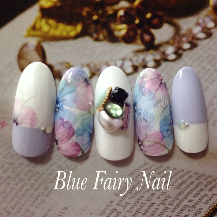 ネイル大好き花嫁さん必見＊最旬*可愛いブライダルネイルカタログ♡にて紹介している画像