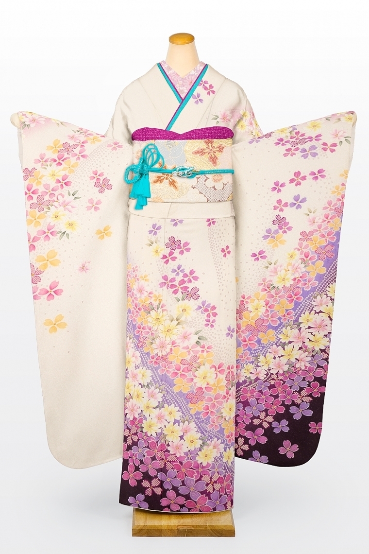 【9,800円~】お手頃価格も本格派も揃う♡振袖のおすすめレンタルショップを紹介*にて紹介している画像