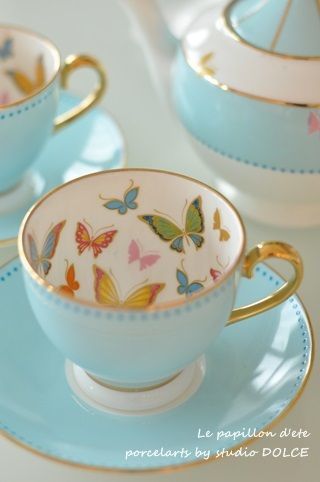 Stylish Porcelain Art: Create Your Own Original Accessories with Your Favorite Patterns - A Popular Gift Idea!にて紹介している画像