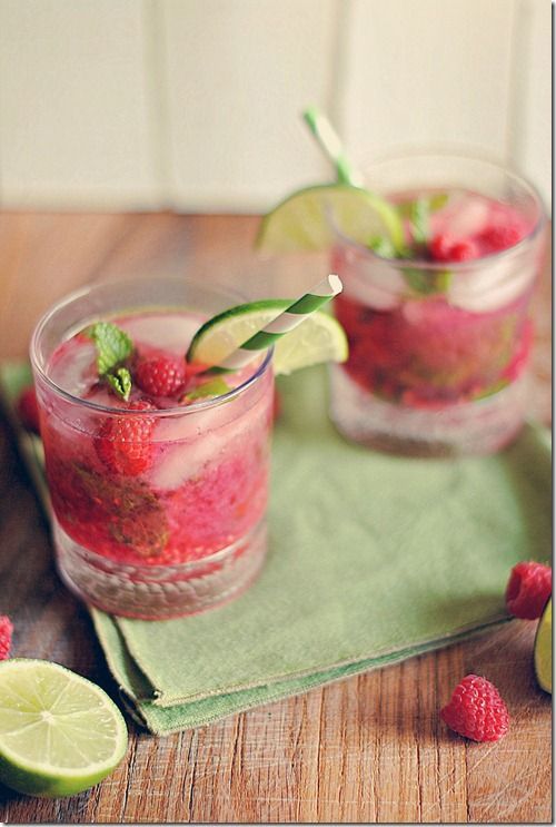 Gathering Adorable and Sweet-Tart Raspberry Inspirations♡にて紹介している画像