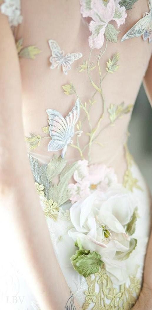 A "Green" Themed Wedding♡ Beautiful Simple & Elegant Adult Coordinationにて紹介している画像