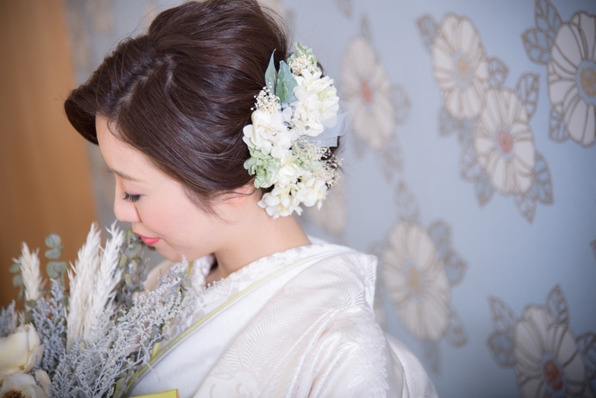 和装の花嫁ヘアがたくさん見たい♡先輩花嫁さんの最新和装ヘアカタログたっぷり16選＊にて紹介している画像