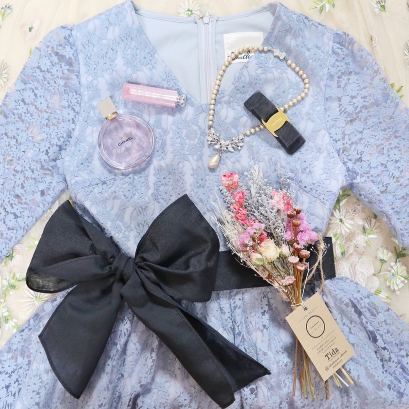 一着は持っておきたい！通販で買える大人可愛い《レース》のお呼ばれドレスまとめ＊にて紹介している画像