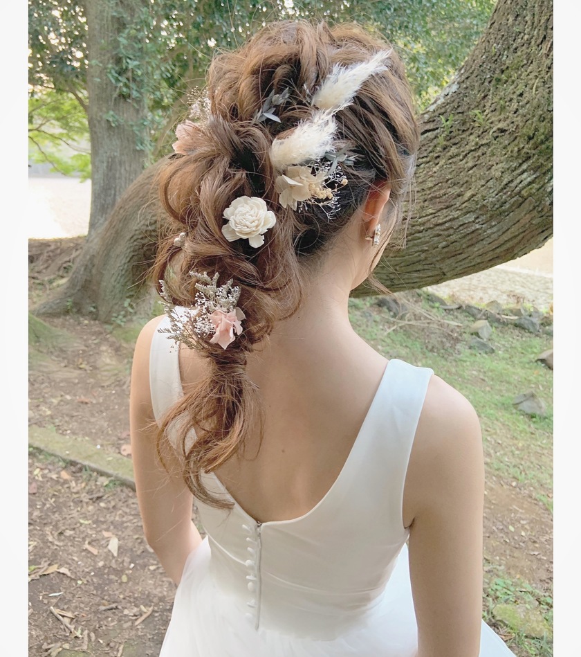 화려하고 귀여운 다운스타일 헤어특집! 색다른 변신을 원한다면 꼭 참고하세요♡にて紹介している画像