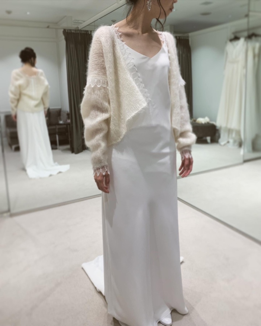 太陽の光に負けないっ♡前撮りや屋外でのウェディングで必須の『日焼けから肌を守る可愛い花嫁小物』特集＊にて紹介している画像