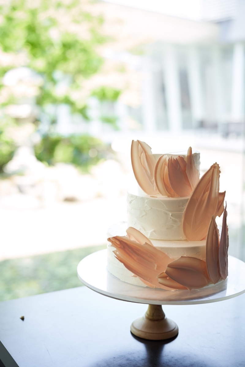 "Exploring Wedding Trends in Japan: A Look Back at the Styles from 2015 to 2020!"にて紹介している画像