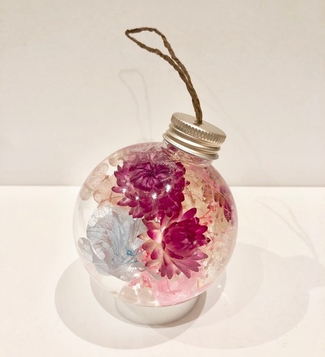 Cute "Ornament Herbarium" Full of Winter Charm to Adorn Your Christmas Tree ♡にて紹介している画像