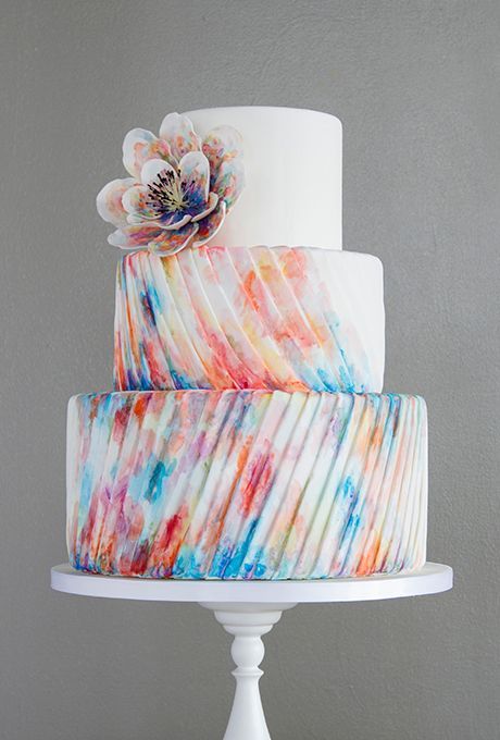 Unique and Adorably Cute: A Collection of Wonderful Wedding Cake Ideas♡にて紹介している画像