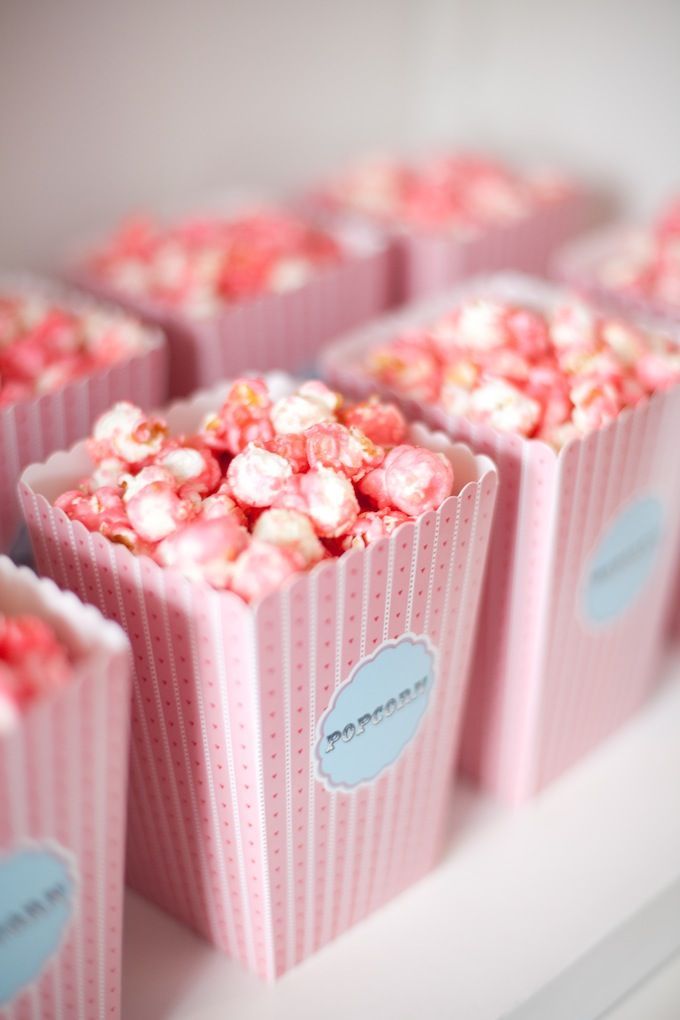 Everything Pink and Cute: A Collection of Sweets♡にて紹介している画像