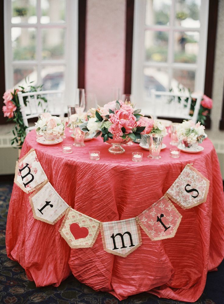 Feel Special! Adorably Decorating the Main Table "Takasago" for the Two Star guests♡にて紹介している画像