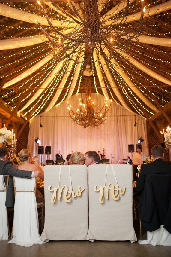 Feel Special! Adorably Decorating the Main Table "Takasago" for the Two Star guests♡にて紹介している画像