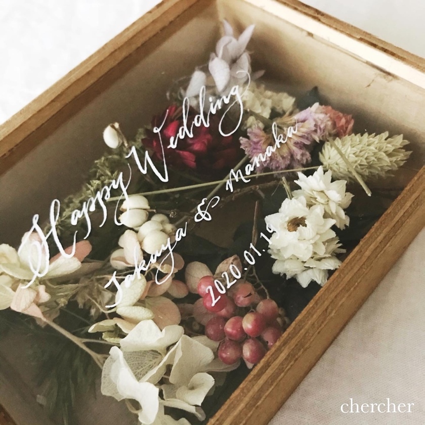 Durable! The Key to Flower Box-style Items is Writing on the Back of the Lid with White Posca＊にて紹介している画像