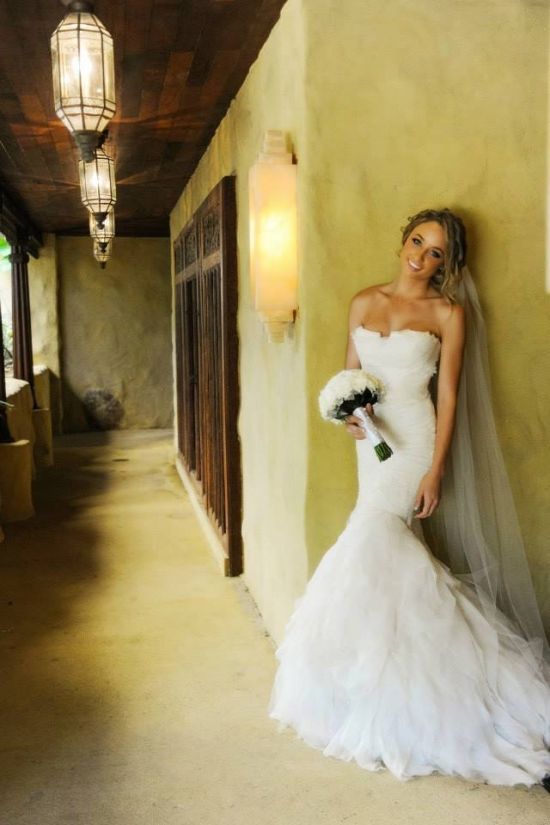 Spring in Full Bloom: Choosing Lovely Bouquets for Different Dress Silhouettes ♩にて紹介している画像