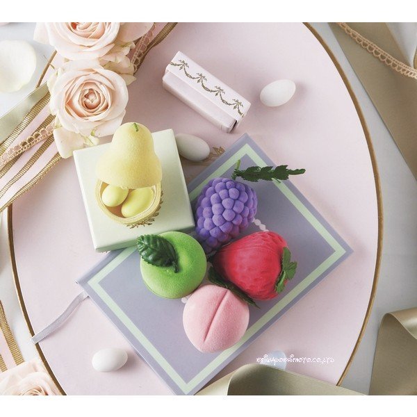 1つ200円!まるごとフルーツボックス入りドラジェが可愛い♡にて紹介している画像